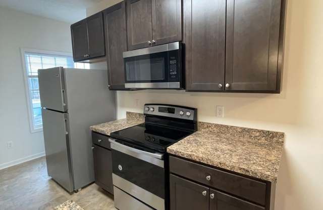 Two Master Suite Apartment Townhouse