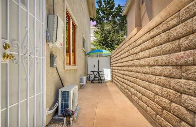 2617 Silver Stream Court