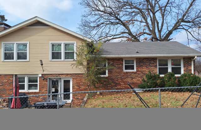 5944 Port Yakima Court