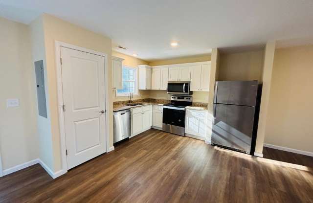 3 Bedroom, 2.5 Bath Townhouse