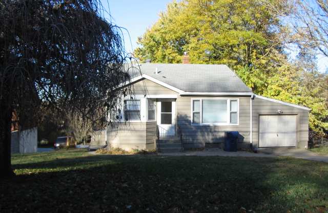 918 Bellevue Boulevard North- ONE TIME LISTING