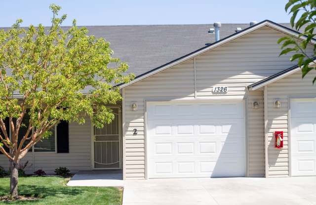 Photo of 1423 Teddy Place Unit 2