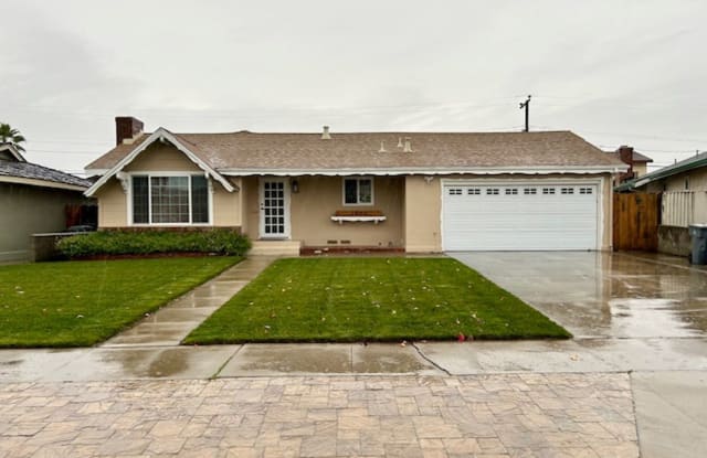 1653 Los Gatos Way - 1653 Los Gatos Way, Salinas, CA 93906