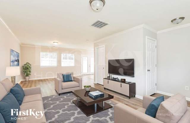 304 Walnut Crossing Drive