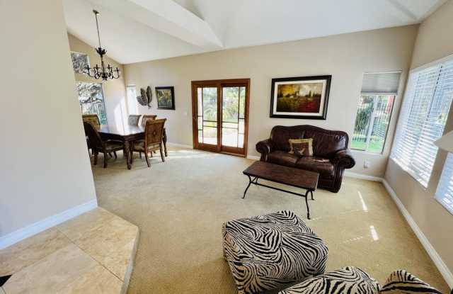 601 Aliento Court