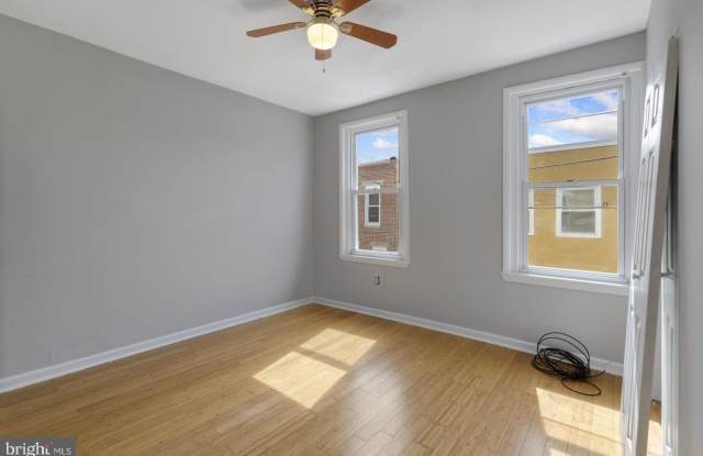 2333 GREENWICH STREET