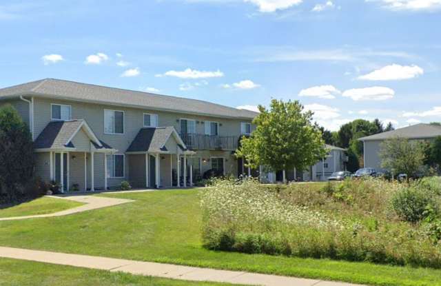 Charming 2-Bedroom, 1-Bath Apartment with Garage, Private Entry and Washer & Dryer