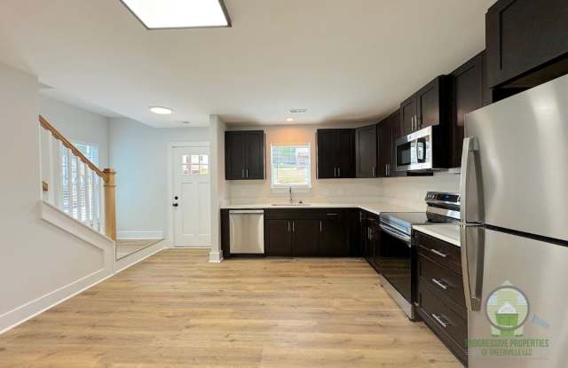 7 Robin Hood Road - B