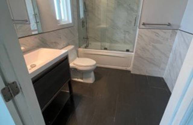 7072 Somerset Circle