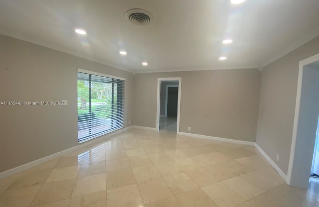 1750 NE 40th Pl # 0 - 1750 NE 40th Pl, Oakland Park, FL 33334