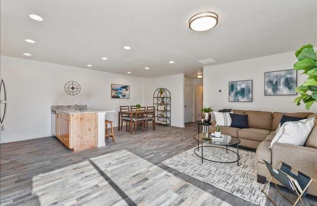 Photo of 3 Bedroom, 2 Bath Home w/2 Car Garage in Desirable Nampa Location!