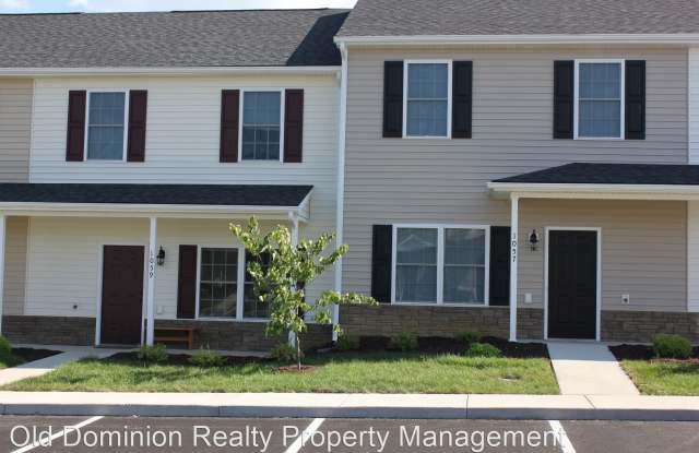 1111 Wellington Drive - 1111 Welllington Drive, Harrisonburg, VA 22802