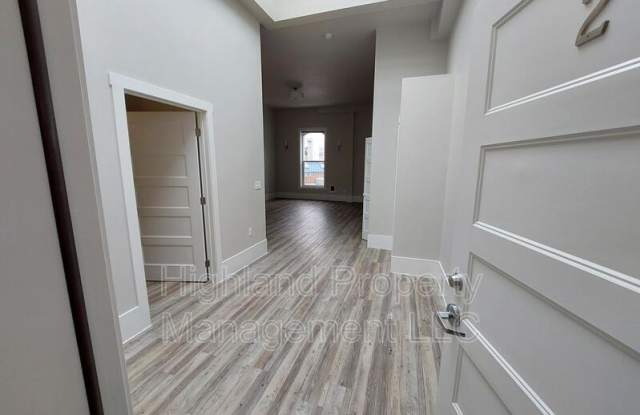 260 SE Paradise Street