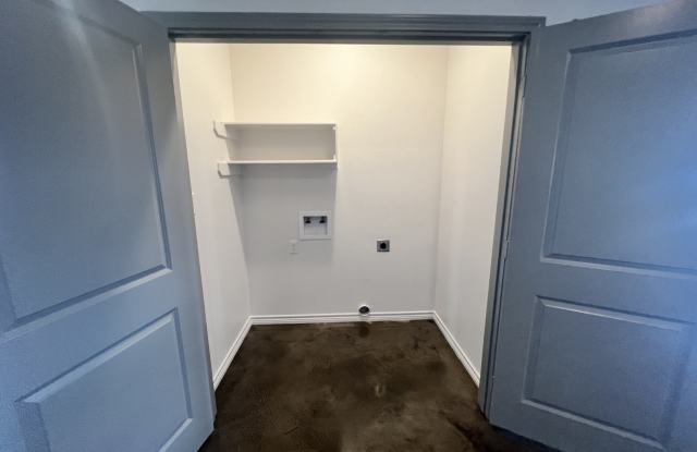 10479 County Road 2173