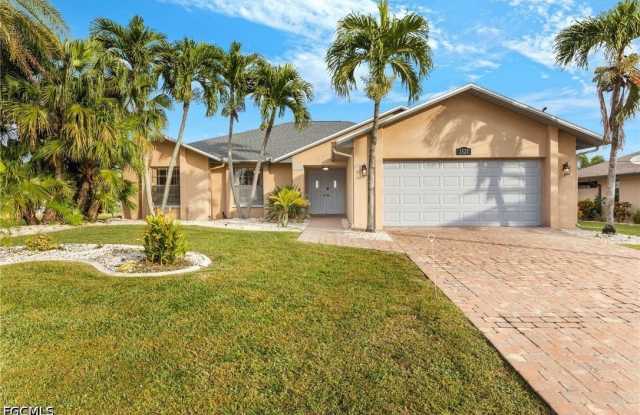 1327 SE 17th Street