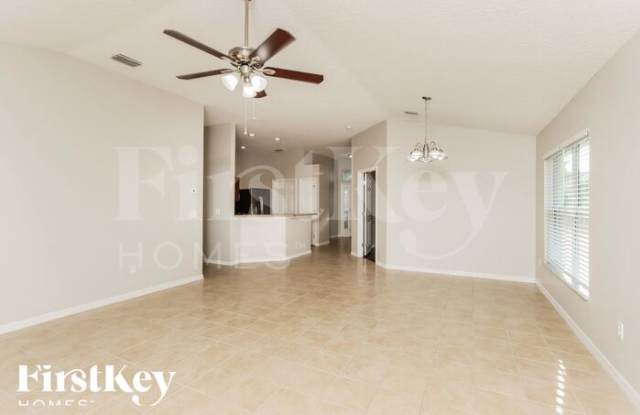 2721 Stratford Pointe Drive