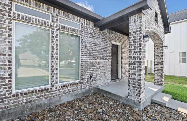 1007 Foster Avenue - 2