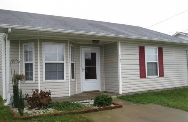 1131 Timothy Ave - 1131 Timothy Avenue, Oak Grove, KY 42262