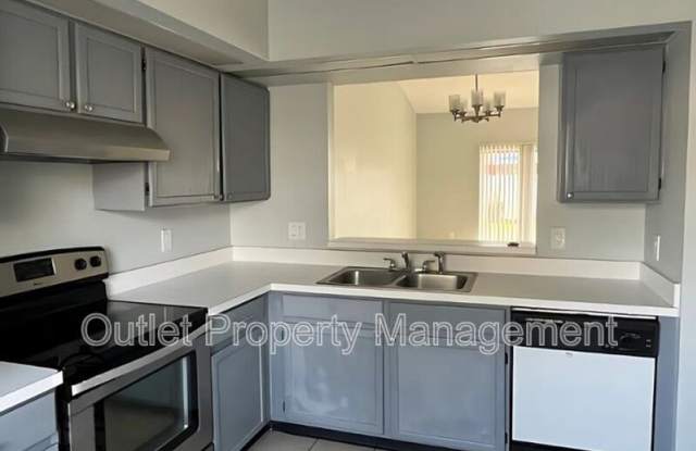 14796 Laguna Beach Circle