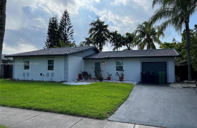 7820 SW 131st Ave - 7820 SW 131st Ave, Kendale Lakes, FL 33183