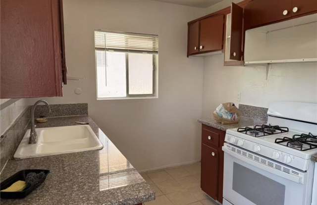 882 El Repetto Dr,#E