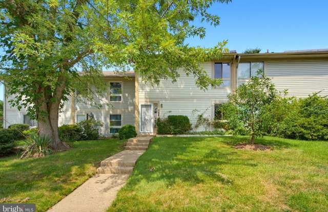 744 CORDELL Way