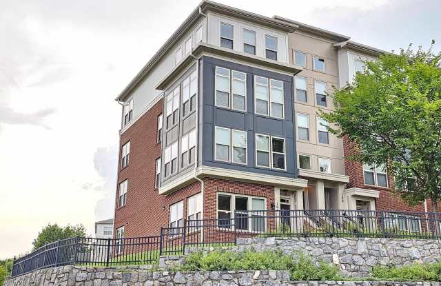 164 COPLEY Circle unit: 27 B