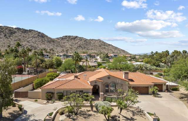 Photo of 4520 E HORSESHOE Road