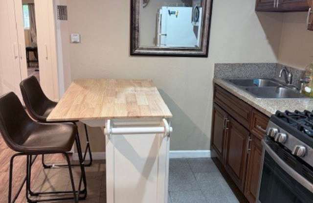 Photo of 8504 Catalina Avenue