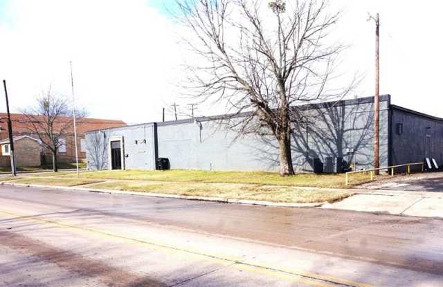 531 W Crawford Street