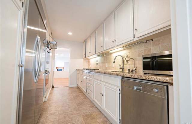 Photo of 7301 Vista Del Mar