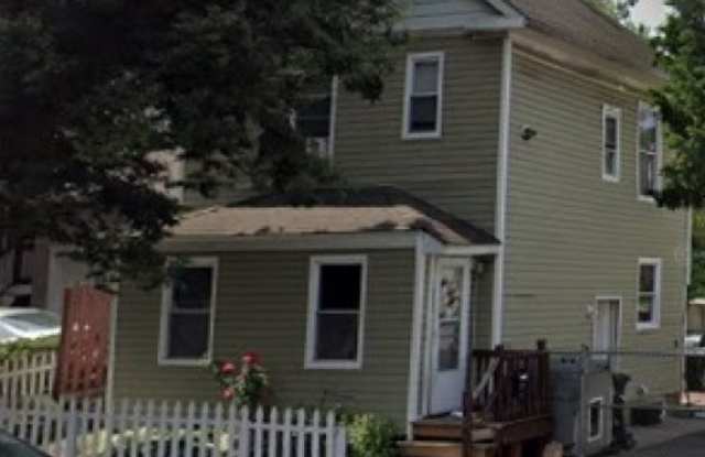 161 Broad St