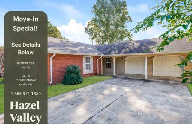 Photo of 2613 West Houston Place