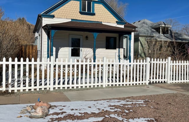 321 Harrison - 321 Harrison Avenue, Cañon City, CO 81212