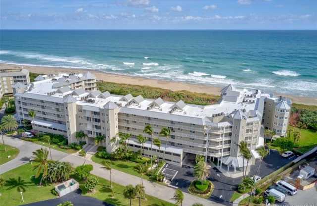 Photo of 579 NE Plantation Road unit: 301-N