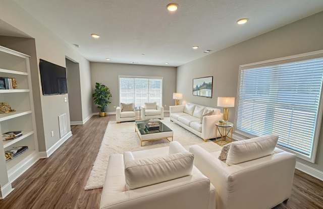 5007 Cypress Lake Road