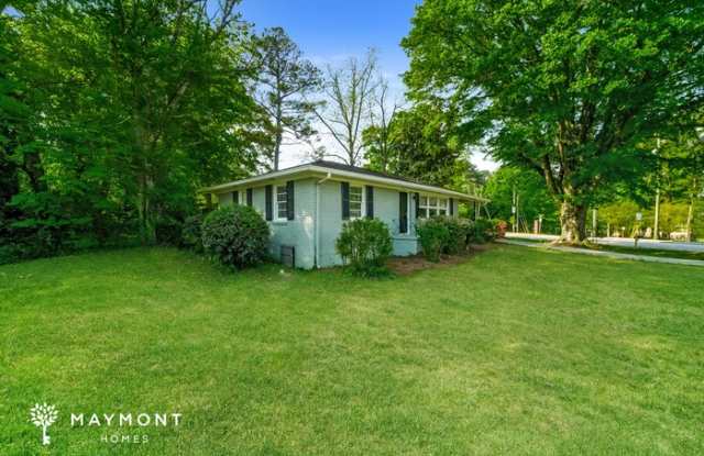 933 Clay Road Southwest