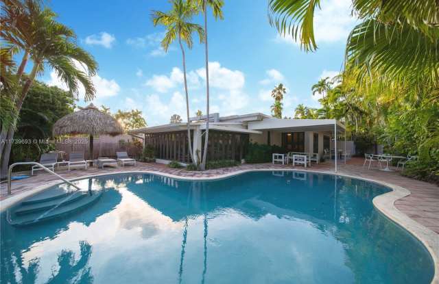 Photo of 1840 Cleveland Road