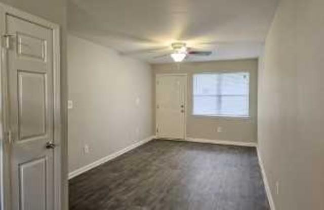 Stonegate Apartments