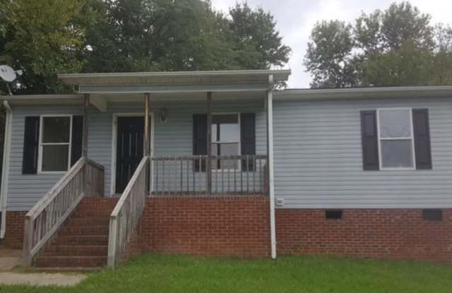 Coming soon!! 3 Bedroom 2 Bath