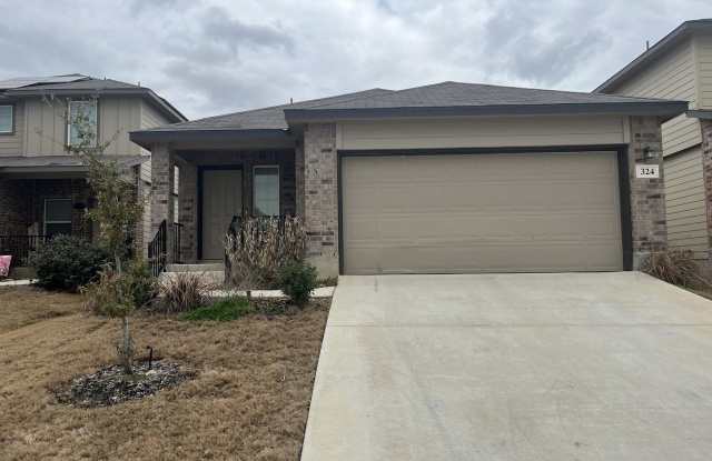 324 Middle Green Loop