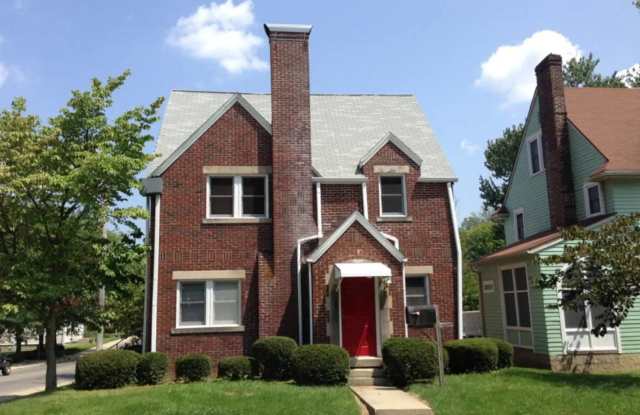 401 South Highland Avenue House (Leased as One)