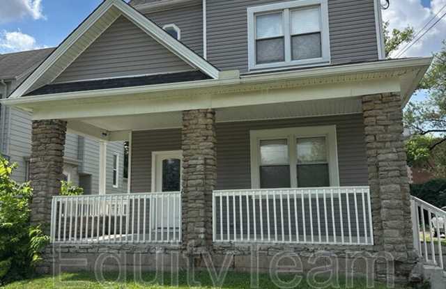 27 Ferndale Avenue