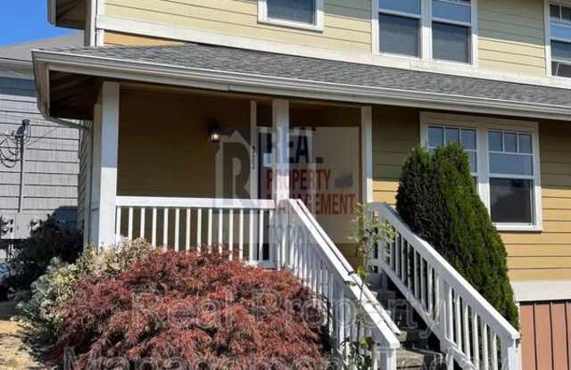323 N. L St