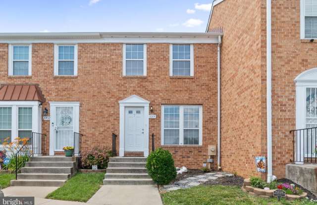 1004 DARTMOUTH GLEN Way