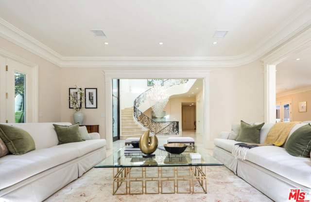 1350 Benedict Canyon Drive