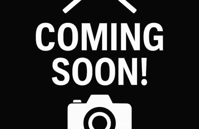 For Rent: 4-bedroom 2-bathroom single family home! COMING SOON!