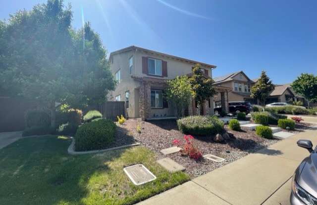 2153 Red Setter Ct - 2153 Red Setter Court, Rocklin, CA 95765