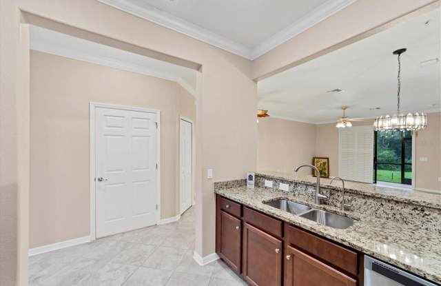 20292 LAGENTE CIRCLE