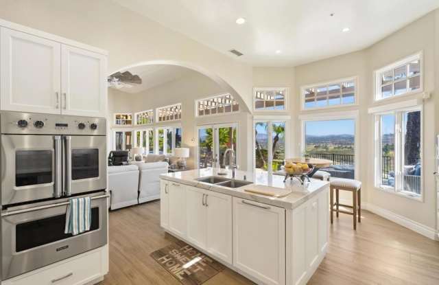 4670 Caminito San Sebastian